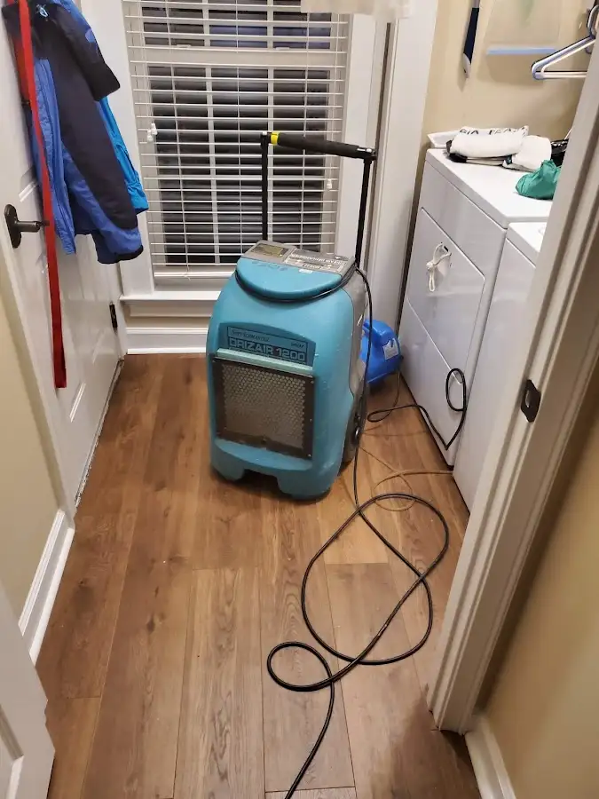 Commercial dehumidifier deployed for Crawl Space Restoration in Rodeo